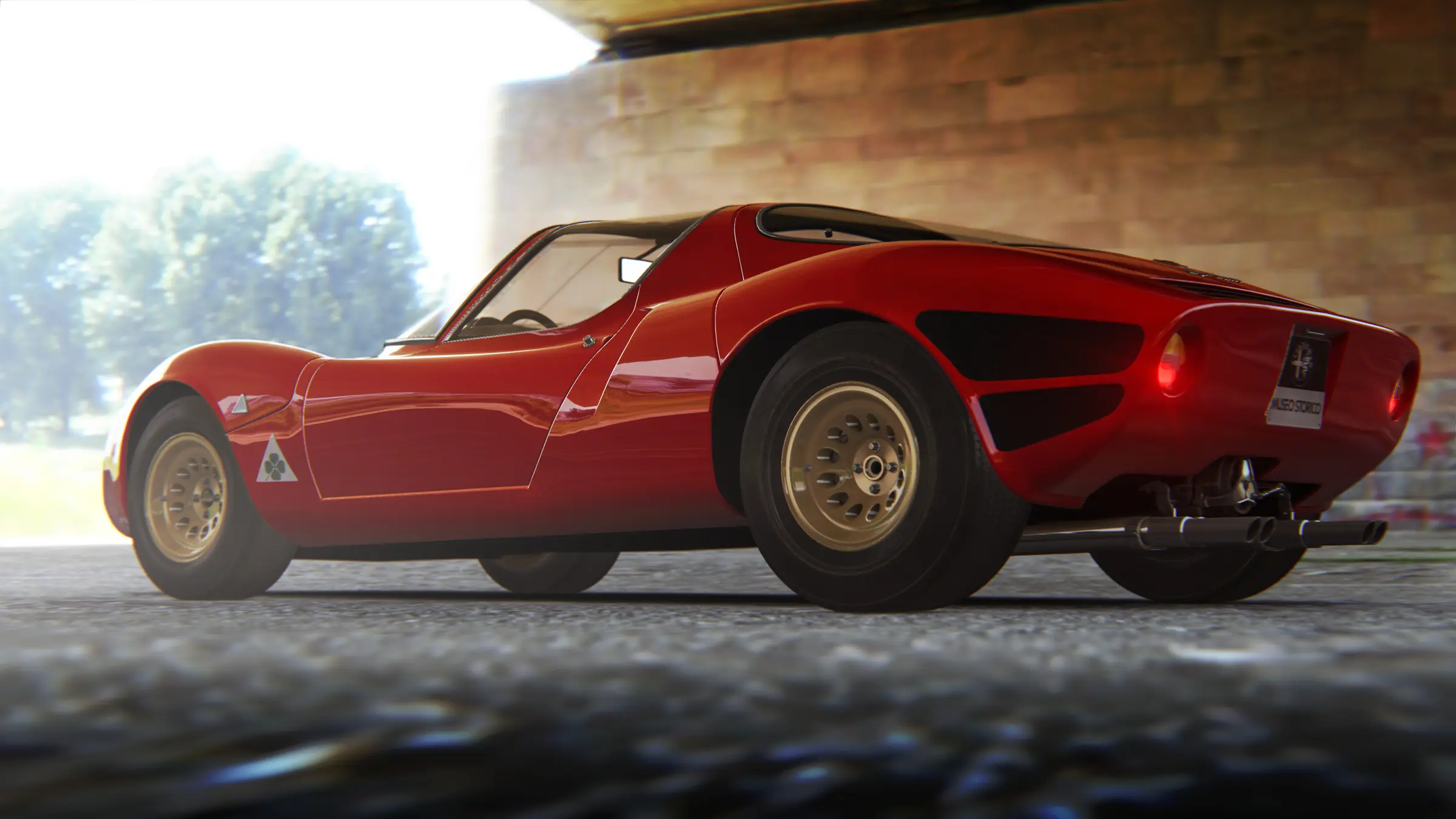 Hosting server Assetto Corsa: un’auto sportiva classica rossa parcheggiata accanto a un muro di pietra illuminato dal sole