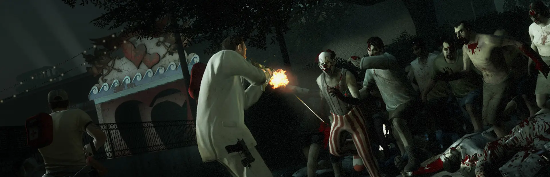 Hosting servidor Left 4 Dead 2: un superviviente con traje blanco dispara de noche a una horda de infectados, entre ellos un payaso, junto a una feria abandonada